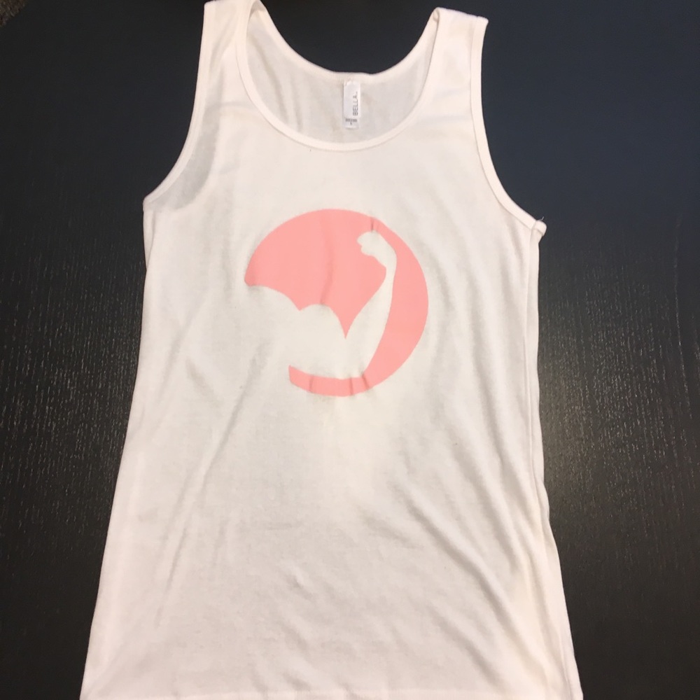 Juniors Muscle Fitness Tank NWOT Size Large